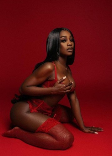 Shakira, Г. Арзамас